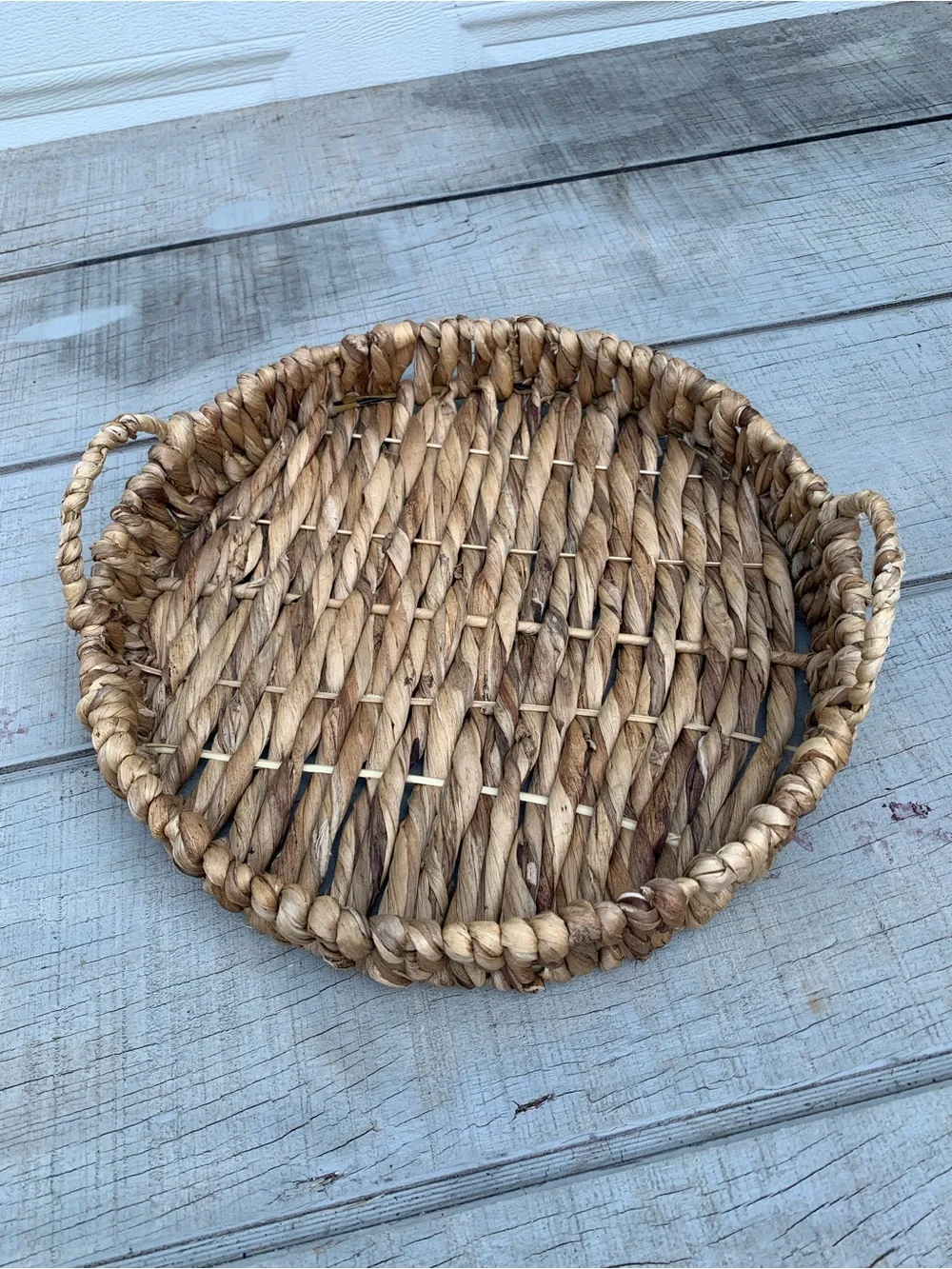 Rustic Farmhouse Woven Tray Round Hyacinth Wood Decorative Coffee Table Basket